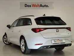 Blanco Usado 2024 Seat Leon ST FR Familiar | 25.490 € (Precio justo)