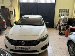 Blanco Usado 2020 Fiat Tipo Cross Utilitario | 9900 € (Caro)