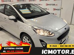 Gris / plata Usado 2018 Ford Fiesta Trend Utilitario | 9499 € (Precio justo)