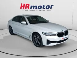 Blanco Usado 2023 BMW 530e Sport Line Berlina | 37.990 € (Precio justo)