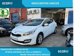 Blanco Usado 2015 Kia ProCeed Utilitario | 10.290 € (Super precio)