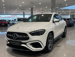 Blanco Usado 2024 Mercedes GLA200 SUV | 45.990 € (Precio justo)