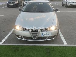 Gris / plata Usado 2004 Alfa Romeo 156 Distinctive Berlina | 2800 €