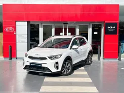 Blanco Usado 2024 Kia Stonic SUV | 17.900 € (Precio justo)