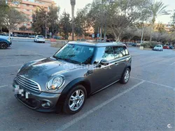 Gris / plata Usado 2011 Mini Cooper D Clubman Familiar | 8000 €