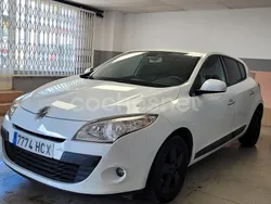 Blanco Usado 2011 Renault Mégane III Dynamique Berlina | 4500 € (Buen precio)