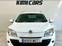 Blanco Usado 2011 Renault Mégane III Dynamique Berlina | 6777 € (Un poco caro)