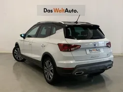 Blanco Usado 2023 Seat Arona FR SUV | 20.300 € (Precio justo)