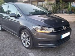 Gris / plata Usado 2020 VW Touran Edition Monovolumen | 16.500 € (Super precio)