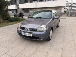 Gris / plata Usado 2005 Renault Clio II Berlina | 1990 € (Super precio)