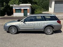 Gris / plata Usado 2005 Subaru Outback SUV | 2500 €