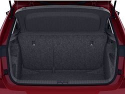 Rojo Usado 2024 Skoda Kamiq Selection SUV | 23.980 € (Precio justo)