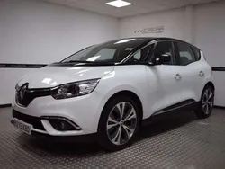 Blanco Usado 2017 Renault Scénic IV Zen Monovolumen | 12.500 € (Caro)