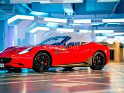 Rojo Usado 2011 Ferrari California Descapotable | 94.900 € (Precio justo)