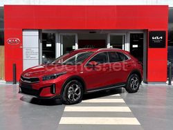 Rojo Usado 2025 Kia XCeed SUV | 21.900 € (Precio justo)
