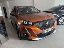 Naranja Usado 2021 Peugeot 2008 Allure SUV | 14.900 € (Un poco caro)