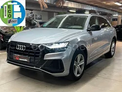 Gris / plata Usado 2019 Audi Q8 Black Edition SUV | 43.990 € (Super precio)