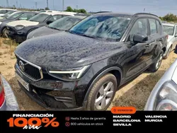 Negro Usado 2023 Volvo XC40 Core SUV | 25.850 € (Precio justo)