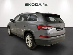 Gris / plateado Usado 2024 Skoda Kodiaq Ambition SUV | 31.500 € (Buen precio)
