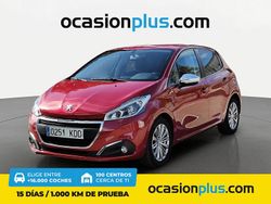 Rojo Usado 2017 Peugeot 208 Style Utilitario | 8900 € (Precio justo)