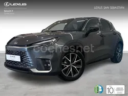 Gris / plata Usado 2025 Lexus LBX SUV | 38.900 € (Caro)