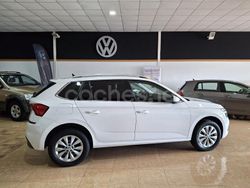 Blanco Usado 2021 Skoda Kamiq Ambition SUV | 17.750 € (Precio justo)