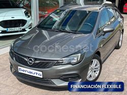 Gris / plata Usado 2021 Opel Astra Ultimate Familiar | 12.990 € (Un poco caro)