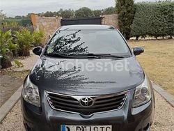 Gris / plata Usado 2010 Toyota Avensis Active Berlina | 6500 € (Buen precio)