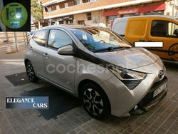 Gris / plata Usado 2020 Toyota Aygo X-play Utilitario | 11.300 € (Precio justo)