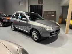 Gris / plata Usado 2004 Porsche Cayenne SUV | 9600 € (Precio justo)