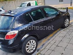 Negro Usado 2004 Opel Astra Edition Berlina | 2000 € (Un poco caro)