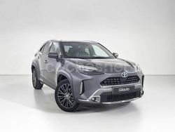 Gris / plata Usado 2022 Toyota Yaris Hybrid SUV | 21.000 € (Un poco caro)