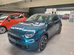 Verde Nuevo 2024 Fiat 600 La Prima SUV | 26.500 € (Precio justo)