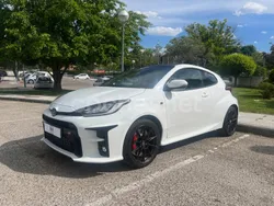 Blanco Usado 2022 Toyota Yaris Berlina | 37.900 € (Precio justo)