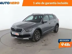 Gris Usado 2022 Skoda Kamiq ScoutLine SUV | 20.899 € (Buen precio)