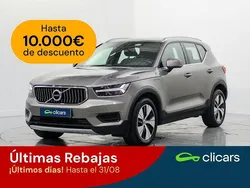 Gris / plata Usado 2021 Volvo XC40 Inscription SUV | 26.990 € (Precio justo)