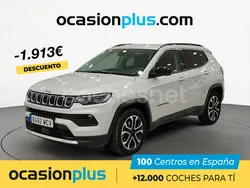 Gris / plata Usado 2022 Jeep Compass Limited SUV | 19.990 € (Precio justo)
