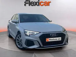 Blanco Usado 2023 Audi A3 Sportback S-Line Berlina | 26.090 € (Buen precio)
