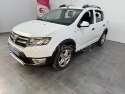 Blanco Usado 2015 Dacia Sandero Stepway Utilitario | 8299 € (Precio justo)
