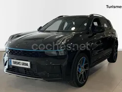 Negro Nuevo 2024 Lynk & Co 01 SUV | 35.900 €