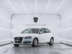 Blanco Usado 2012 Audi A3 Attraction Berlina | 7999 € (Super precio)