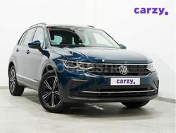 Azul Usado 2021 VW Tiguan Life SUV | 24.600 € (Un poco caro)