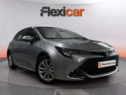 Gris Usado 2024 Toyota Corolla Active Berlina | 23.290 € (Precio justo)