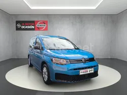 Azul Usado 2023 VW Caddy Maxi Monovolumen | 23.990 € (Precio justo)