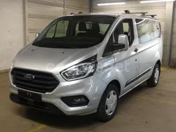 Gris / plata Usado 2021 Ford Transit Custom Nugget Familiar | 22.900 € (Precio justo)