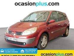 Rojo Usado 2004 Renault Grand Scénic II Privilege Monovolumen | 2500 € (Buen precio)
