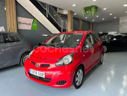 Rojo Usado 2010 Toyota Aygo Live Utilitario | 5590 € (Precio justo)