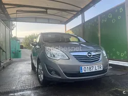 Gris / plata Usado 2013 Opel Meriva Excellence Monovolumen | 5000 € (Buen precio)