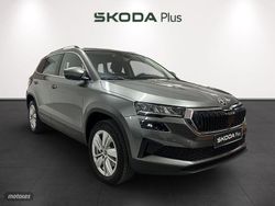 Gris / plateado Usado 2025 Skoda Karoq Selection SUV | 28.790 € (Un poco caro)