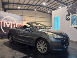 Gris / plata Usado 2007 Peugeot 207 CC Sport Descapotable | 5890 € (Un poco caro)